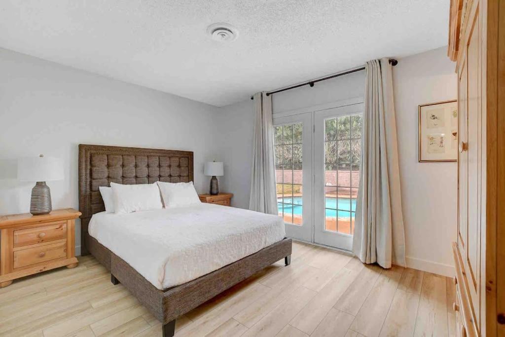 Resort Style 4 Bedroom House With Pool Minutes From Strip Las Vegas Luaran gambar