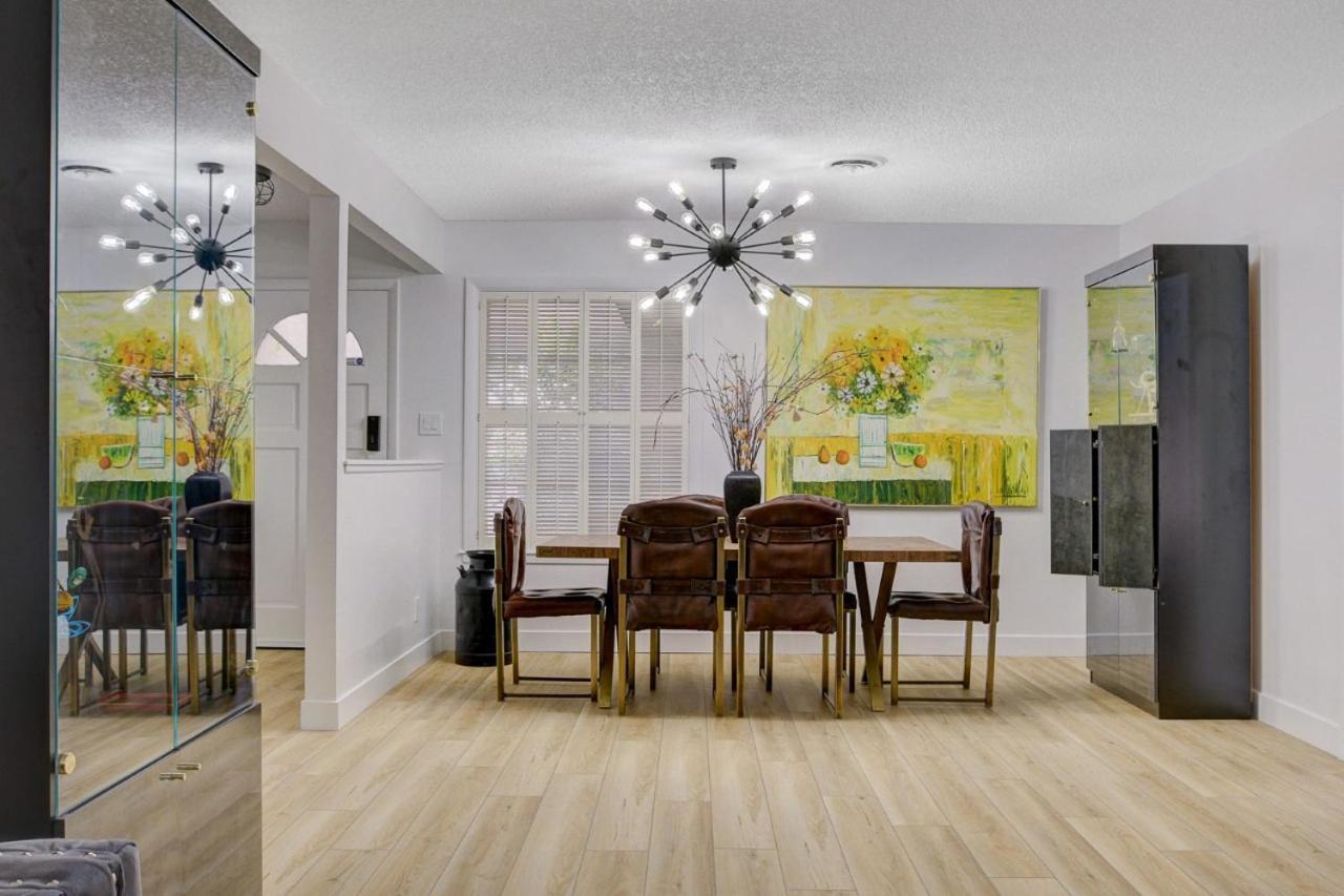 Resort Style 4 Bedroom House With Pool Minutes From Strip Las Vegas Luaran gambar